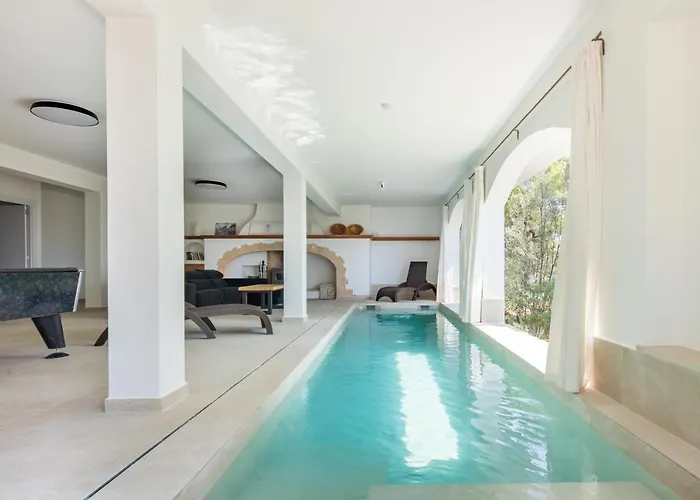 Big Villa Can Pedro In Palma De Mallorca